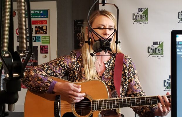 Mariana Bell – Local Lounge – 11/2/22