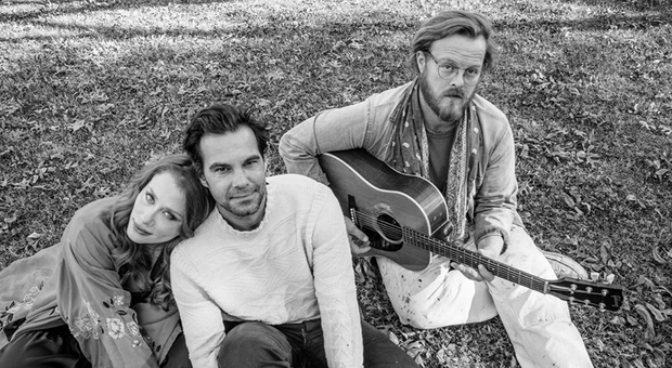 THE LONE BELLOW TRIO: LOVE SONGS FOR LOSERS TOUR